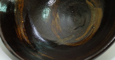 Come pulire pentole in ceramica bruciate